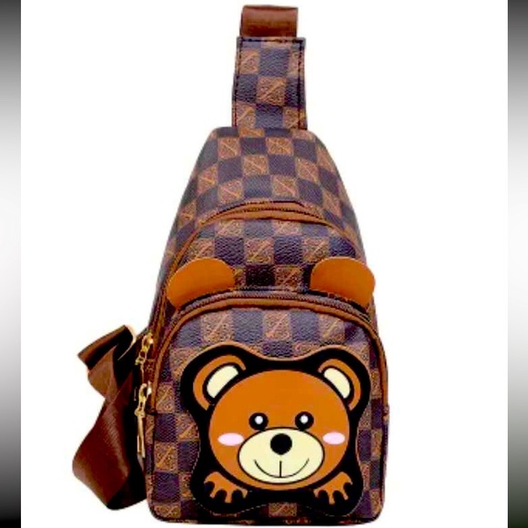 Cute Bear Crossbody 🤎🐻 - Picture 11 of 15